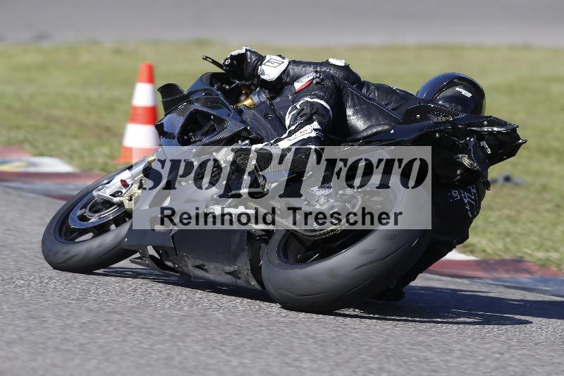 /Archiv-2024/56 10.08.2024 Plüss Moto Sport ADR/Einsteiger/23